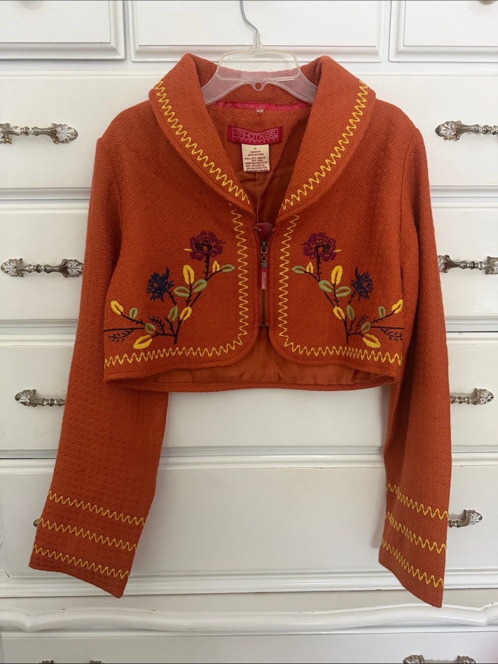 Hot Kiss Vintage-Inspired Orange Cropped Faux-Fur Collar Jacket - Picture 4 of 5